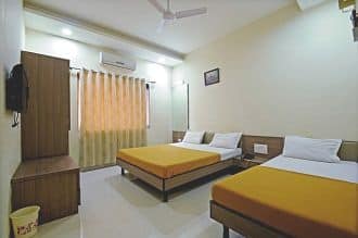 Triple Bed AC